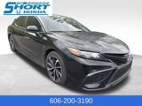 Used 2021 Toyota Camry SE image 3