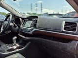 Used 2015 Toyota Highlander Limited image 5