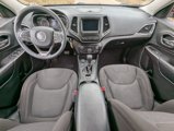 Used 2019 Jeep Cherokee Latitude w/ Popular Appearance Group image 4