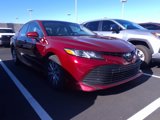 Used 2018 Toyota Camry LE image 2