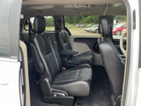 Used 2013 Chrysler Town & Country Touring image 4