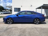 Used 2023 Hyundai Elantra Limited image 4