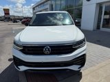 Used 2022 Volkswagen Tiguan SE R-Line image 2