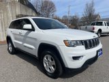 Used 2017 Jeep Grand Cherokee Laredo w/ Quick Order Package 23E image 5