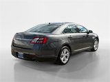 Used 2015 Ford Taurus SE image 3