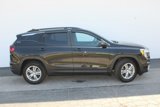 Certified 2022 GMC Terrain SLE w/ Driver Convenience Package image 3