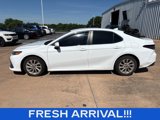 Used 2022 Toyota Camry LE image 2