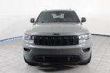 Used 2019 Jeep Grand Cherokee Laredo image 3