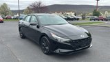Certified 2022 Hyundai Elantra SEL w/ Convenience Package image 3
