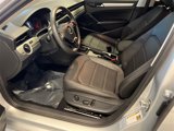 Used 2021 Volkswagen Passat 2.0T SE image 6