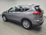 Used 2017 Nissan Rogue SV w/ SV Premium Package image 3