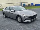 Used 2021 Hyundai Elantra SE image 2