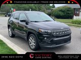 Used 2022 Jeep Compass Latitude image 3