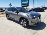Used 2021 Nissan Rogue SV image 2