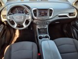 Used 2022 GMC Terrain SLE image 3