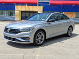 Used 2019 Volkswagen Jetta R-Line w/ R-Line Cold Weather Package image 4