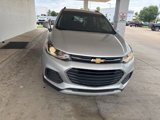 Used 2022 Chevrolet Trax LT w/ LT Convenience Package image 2