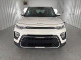 Used 2022 Kia Soul LX image 2