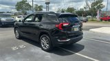 Used 2024 GMC Terrain SLT image 5