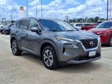 Used 2021 Nissan Rogue SV image 2