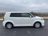 Used 2014 Scion xB image 2