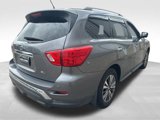 Used 2018 Nissan Pathfinder SL image 4