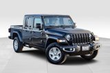 Certified 2023 Jeep Gladiator Sport image 2