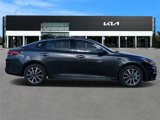 Certified 2020 Kia Optima Premium image 3