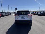Used 2022 Toyota RAV4 LE image 4
