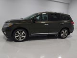 Used 2016 Nissan Pathfinder Platinum image 2