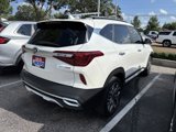 Used 2021 Kia Seltos SX w/ SX Sunroof Package image 6