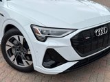 Used 2022 Audi e-tron Premium w/ Convenience Plus Package image 2