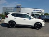 Used 2019 Nissan Rogue SV image 2