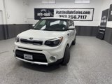 Used 2017 Kia Soul + image 2