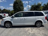 Used 2020 Dodge Grand Caravan SXT image 4