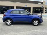 Certified 2022 Hyundai Venue SE w/ Cargo Package image 5