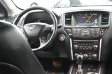 Used 2014 Nissan Pathfinder SL image 2