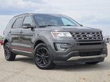 Used 2017 Ford Explorer XLT image 2