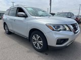 Used 2020 Nissan Pathfinder SV image 3