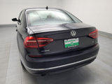 Used 2018 Volkswagen Passat 2.0T R-Line image 6