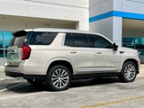 Used 2021 GMC Yukon Denali w/ Denali Premium Package image 4