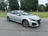 Used 2023 Nissan Altima 2.5 SL image 2