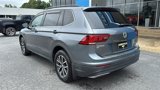 Used 2019 Volkswagen Tiguan SE w/ Panoramic Sunroof Package image 5