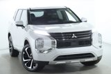 Used 2024 Mitsubishi Outlander SE image 2