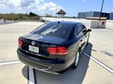 Used 2012 Volkswagen Passat TDI SE image 5