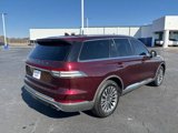 Used 2020 Lincoln Aviator Reserve w/ Equipment Group 201A image 3