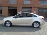 Used 2014 Chevrolet Cruze LS image 2