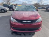 Used 2022 Chrysler Voyager LX image 5
