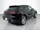 Certified 2024 Porsche Macan image 4