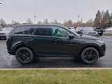 New 2025 Land Rover Discovery Sport S image 4